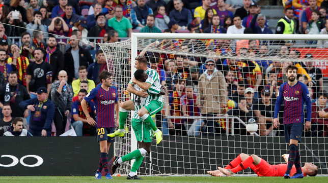 El Real Betis con altas aspiraciones ante un Barça herido
