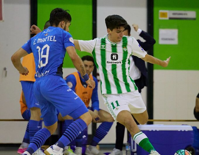 Los errores propios mantienen al Real Betis Futsal en descenso